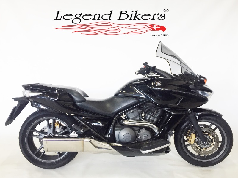 Legend Bikers - HONDA DN-01